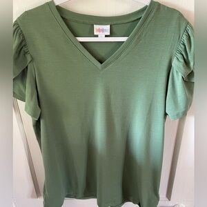 Lularoe Reni shirt, size L, light green, only worn a few times,with short sleeve
